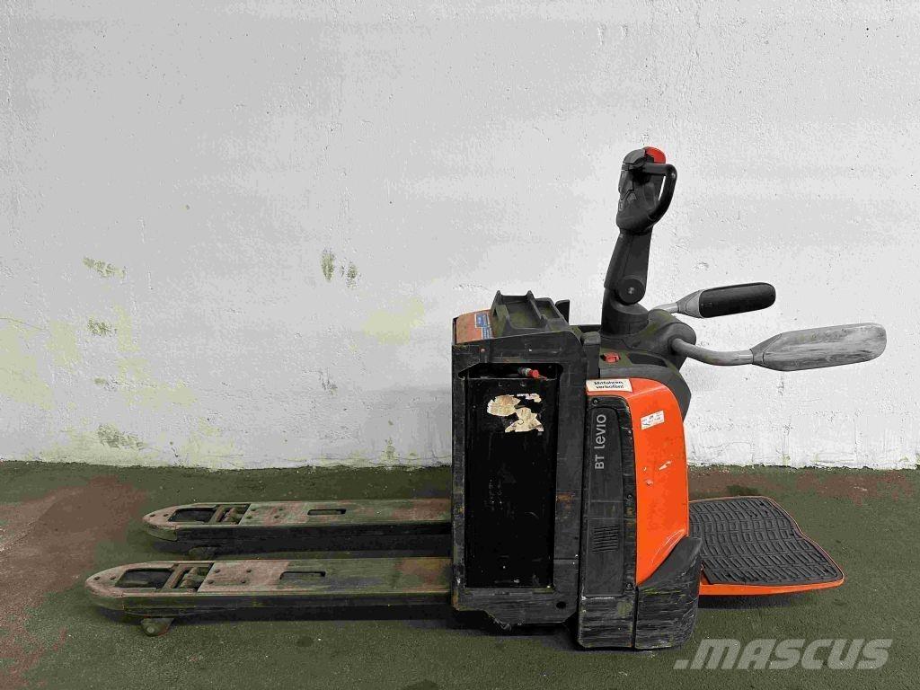 Toyota LPE 200 Lavansiirtotrukit