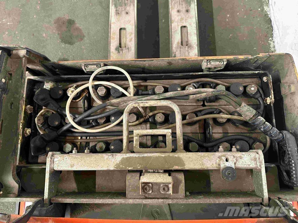 Toyota LPE 200 Lavansiirtotrukit