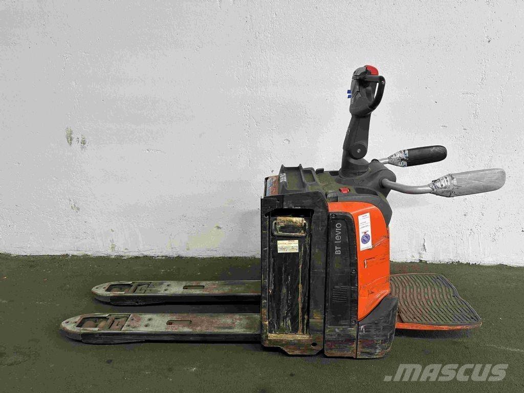 Toyota LPE 200 Lavansiirtotrukit