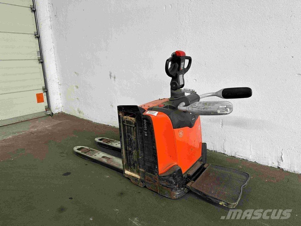 Toyota LPE 200 Lavansiirtotrukit