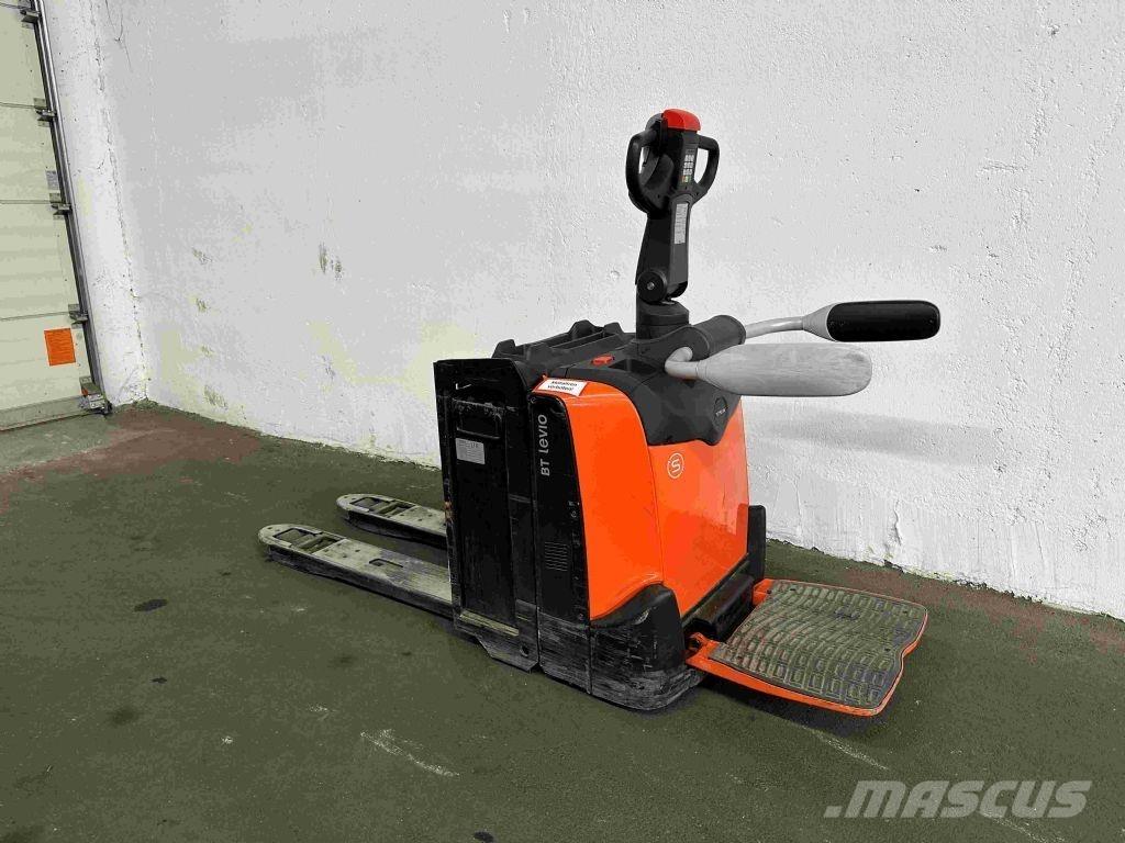 Toyota LPE 200 Lavansiirtotrukit