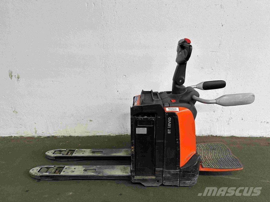 Toyota LPE 200 Lavansiirtotrukit