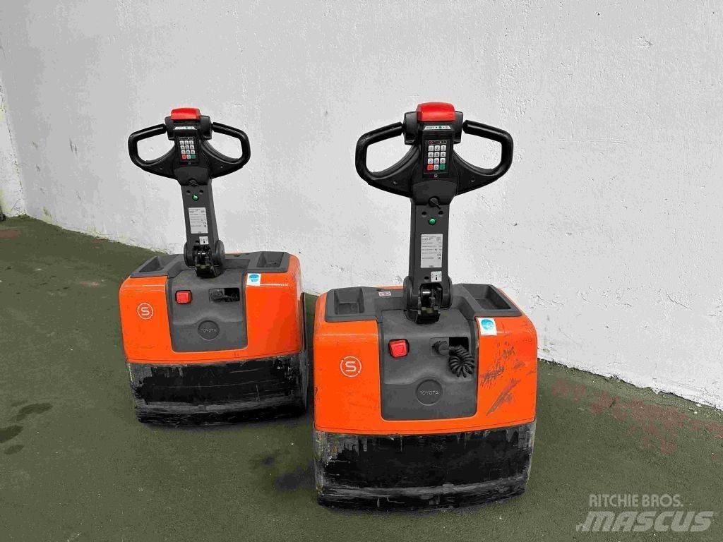 Toyota LWE 130 Lavansiirtotrukit
