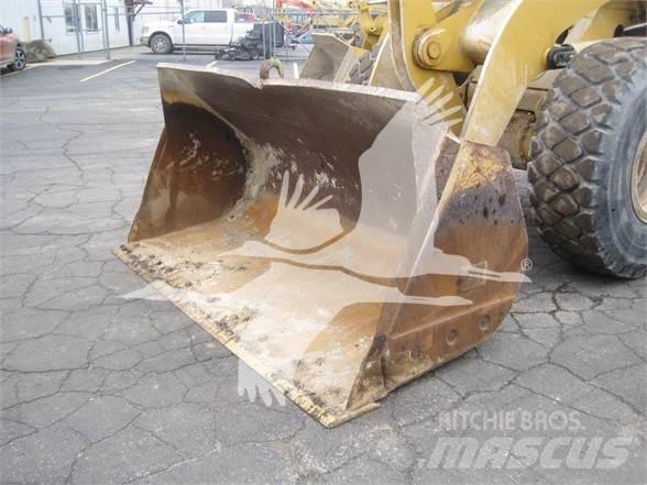 CAT 928H Pyöräkuormaajat