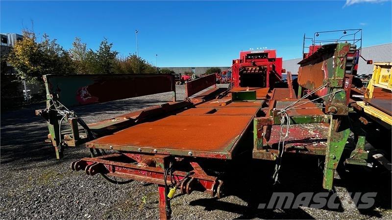  - - - Ballevogn Paalivaunut