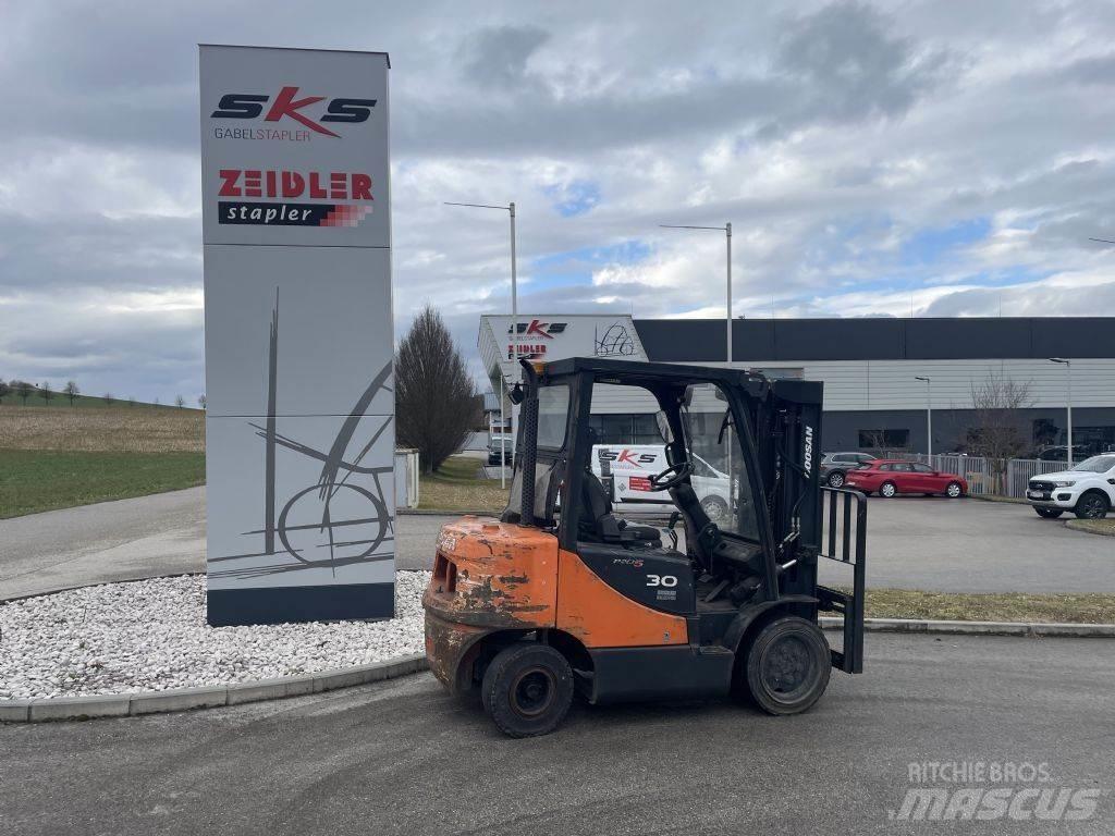 Doosan D30S-5 Dieseltrukit