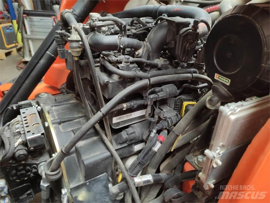 Ausa C 501 HX 4 Maastotrukit