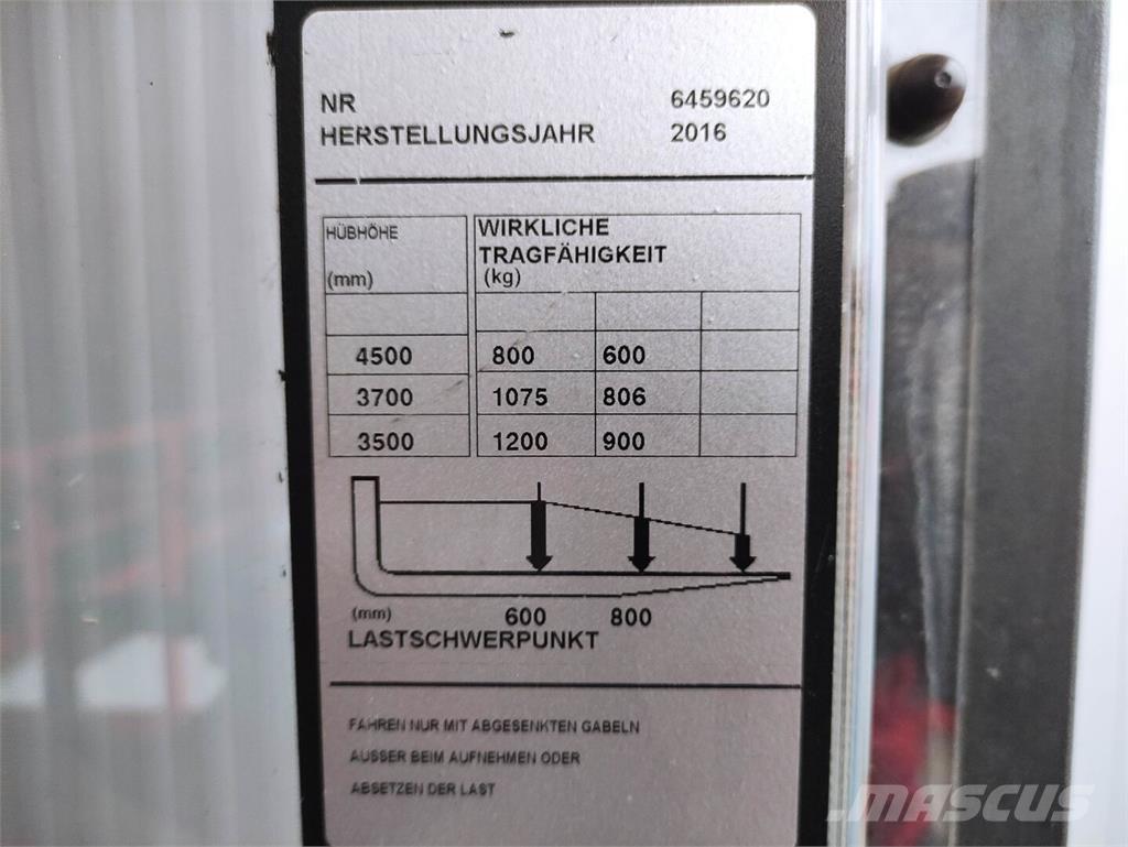 BT SPE 120 Käyden ajettavat pinoamistrukit