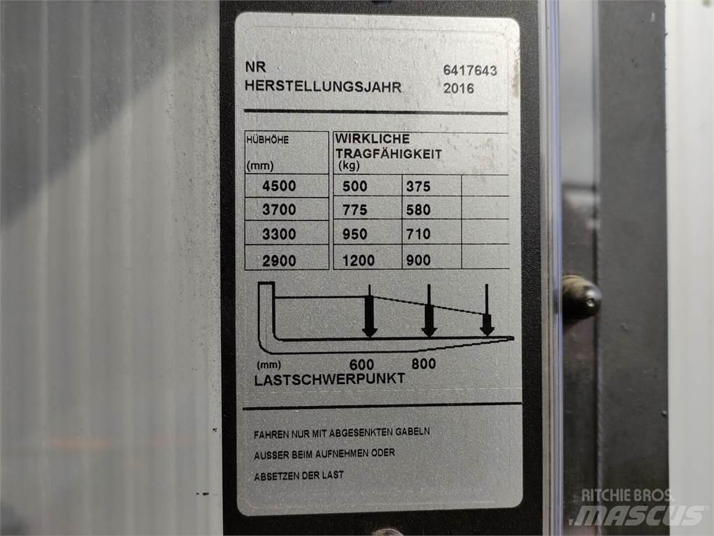 BT SWE120 Käyden ajettavat pinoamistrukit