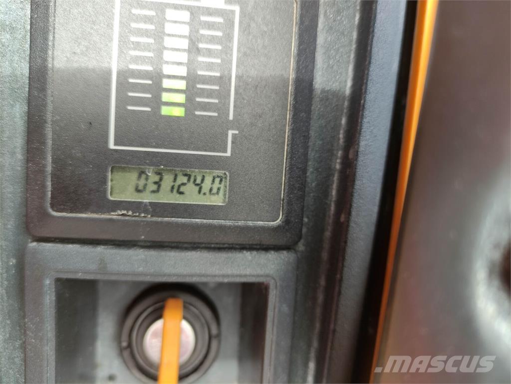 Jungheinrich EJE 120 Lavansiirtotrukit