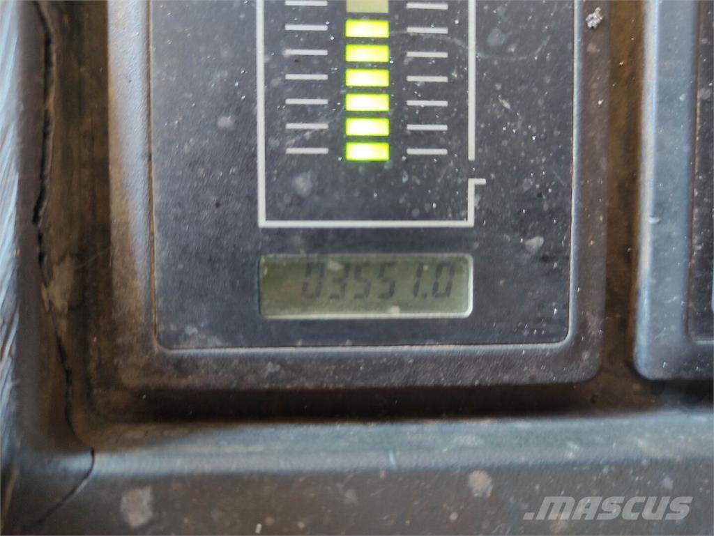 Jungheinrich ERE 120 Lavansiirtotrukit