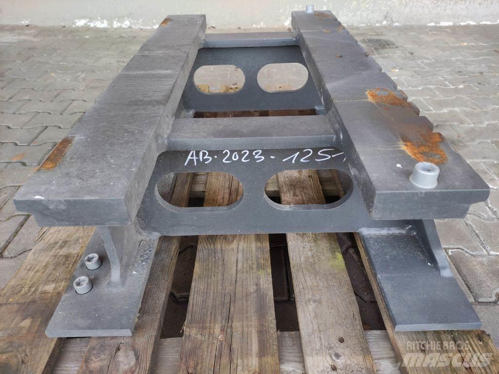Kaup 4T013 Muut materiaalinkäsittelykoneet