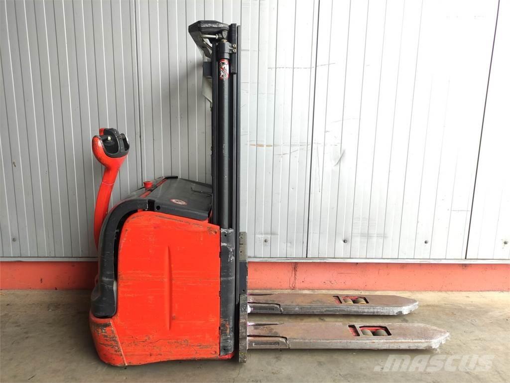 Linde L14-372 Käyden ajettavat pinoamistrukit