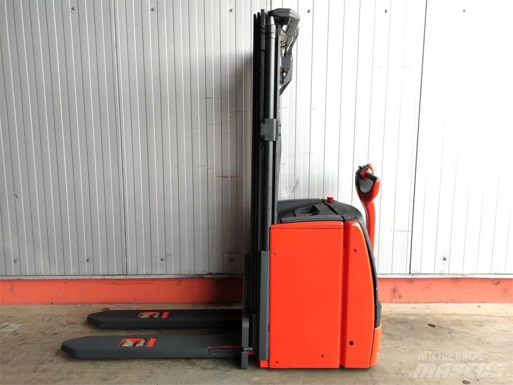 Linde L16-1173 Käyden ajettavat pinoamistrukit