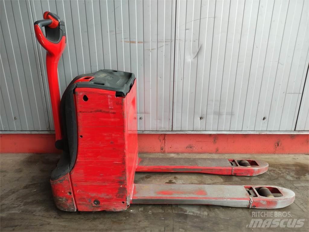 Linde T16-1152 Lavansiirtotrukit