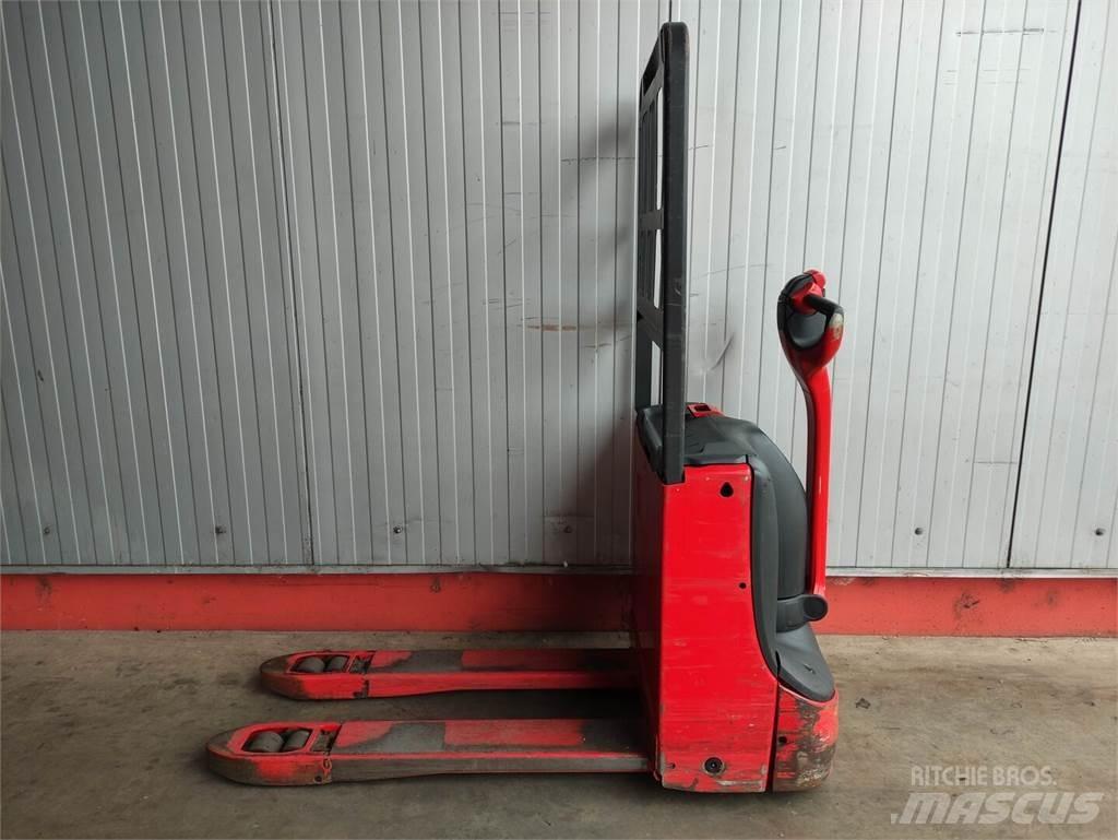 Linde T16-1152 Lavansiirtotrukit