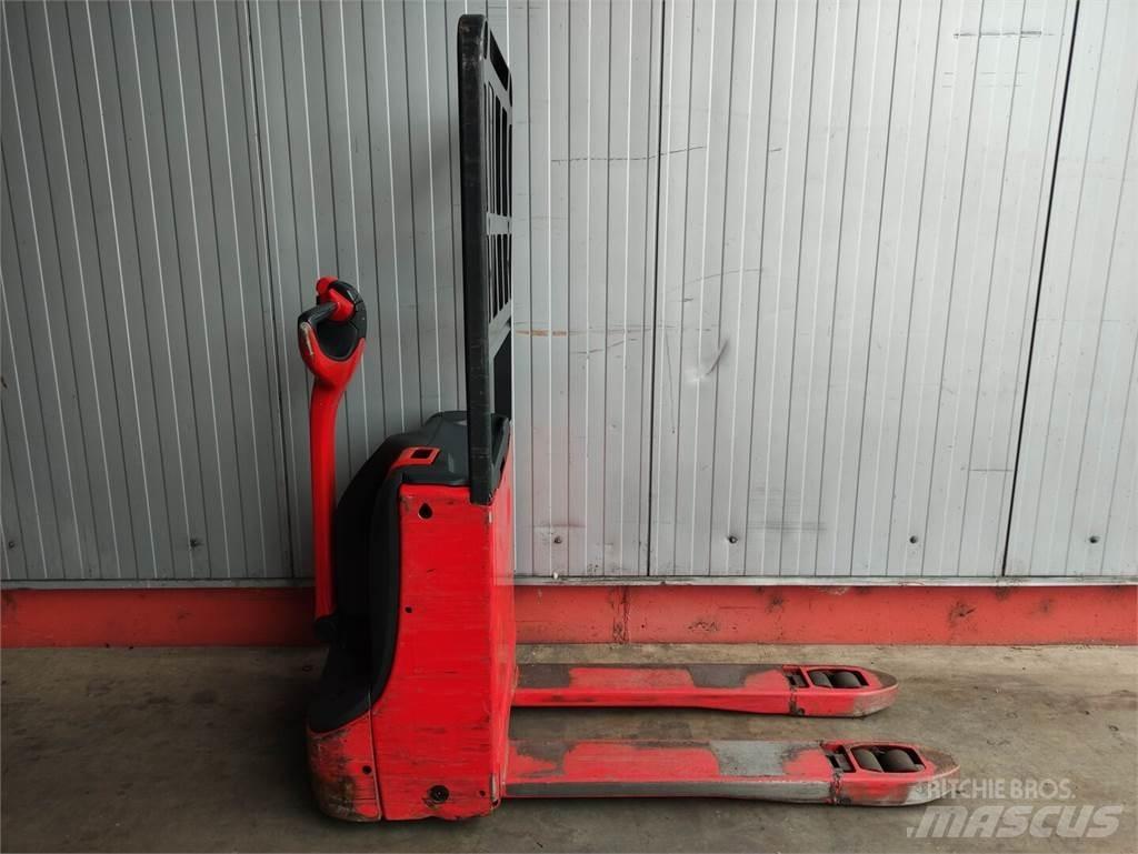 Linde T16-1152 Lavansiirtotrukit