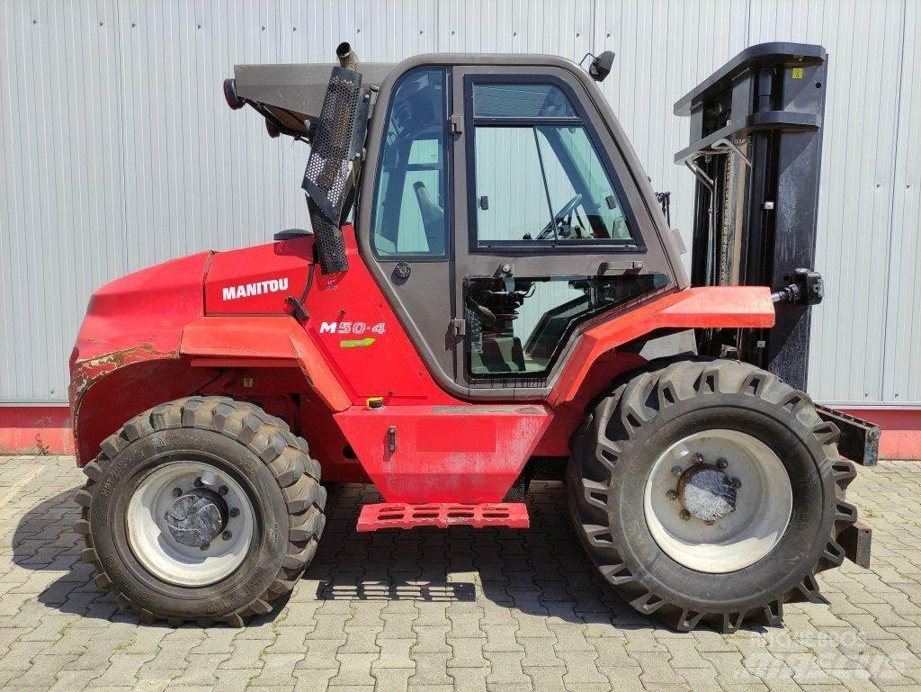 Manitou M50-4 Maastotrukit