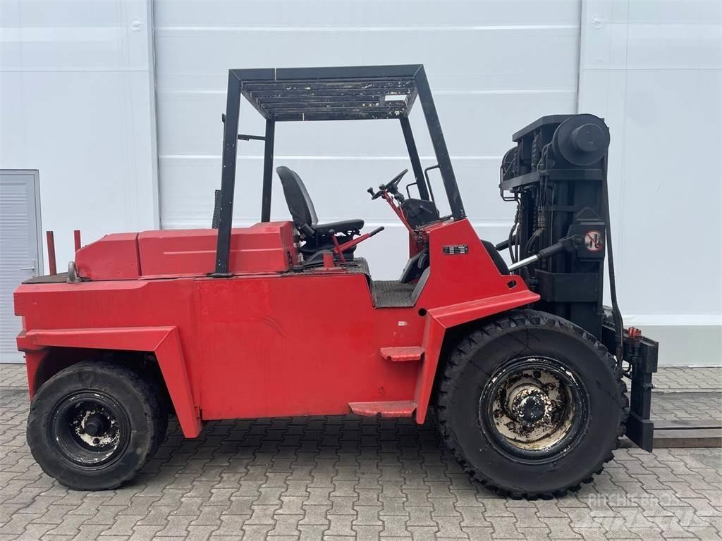  O&amp;K V80 Dieseltrukit