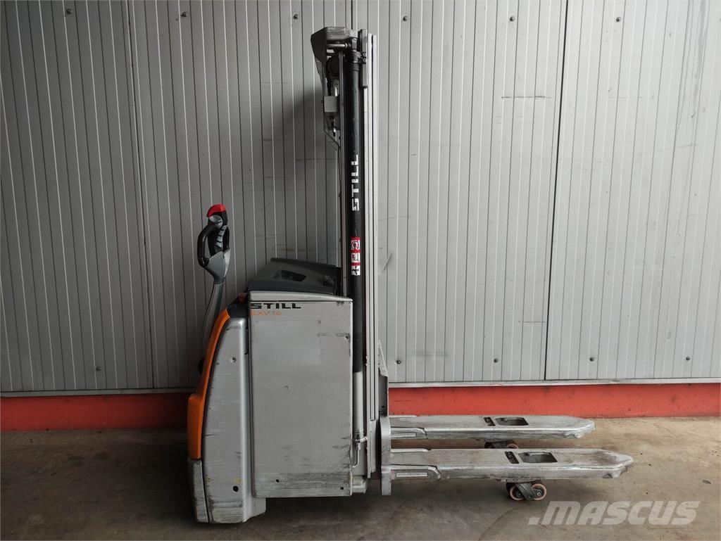 Still EXV 16i Käyden ajettavat pinoamistrukit