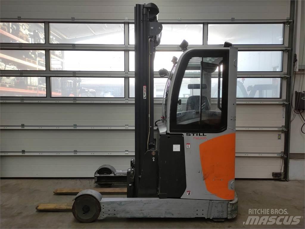 Still FM-X-25 Työntömastotrukit