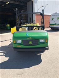 John Deere Pro Gator