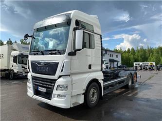 MAN TGX 26.500 6x2-2 LL PDF