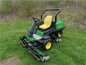 John Deere 2500 E an Bastler