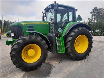 John Deere 7530