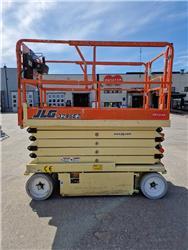 JLG 3246 E 2