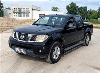 Nissan Navara 2.5 DCI SE