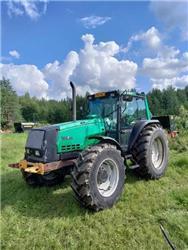 Valtra 8400