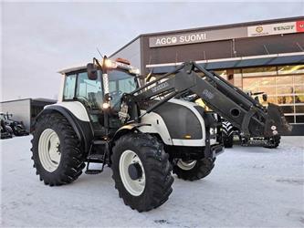 Valtra M130 M130