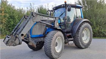 Valtra M130 M130