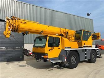 Liebherr LTM 1040-2.1