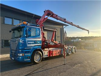 Scania R 560 8x4*4