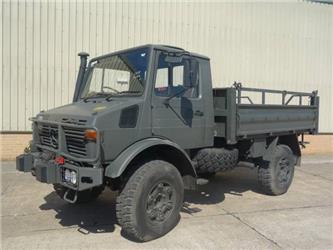 Mercedes-Benz Unimog U1300L