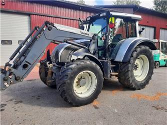 Valtra N142D