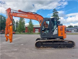 Hitachi ZX 135 US-6