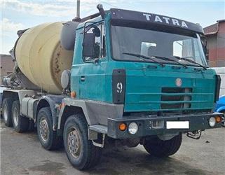 Tatra 815