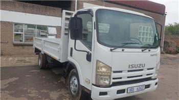 Isuzu NPR 400