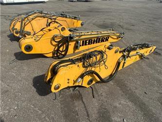 Liebherr R 924 Compact