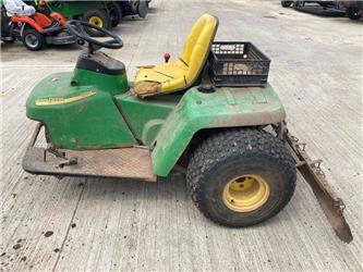 John Deere 1200A bunker bike rake