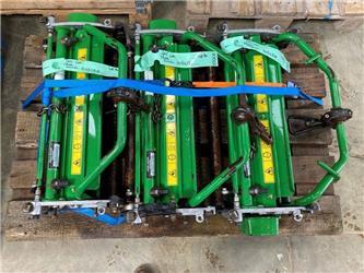 John Deere QA5 7blade units 2500