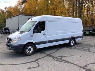 Dodge Sprinter 2500