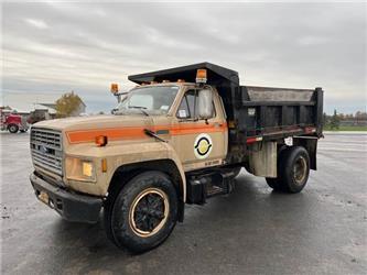Ford F700