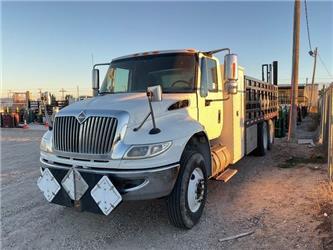 International 4400