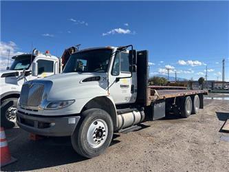 International 4400