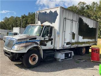 International 4400