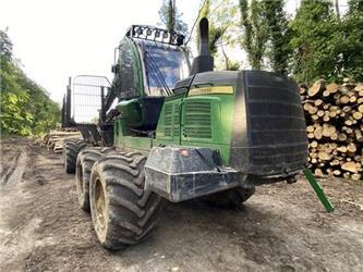 John Deere 1210G
